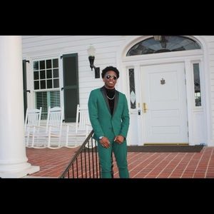 Meet your Posher, Jay